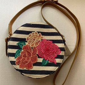 Chico’s woven crossbody bag with front embroidery
